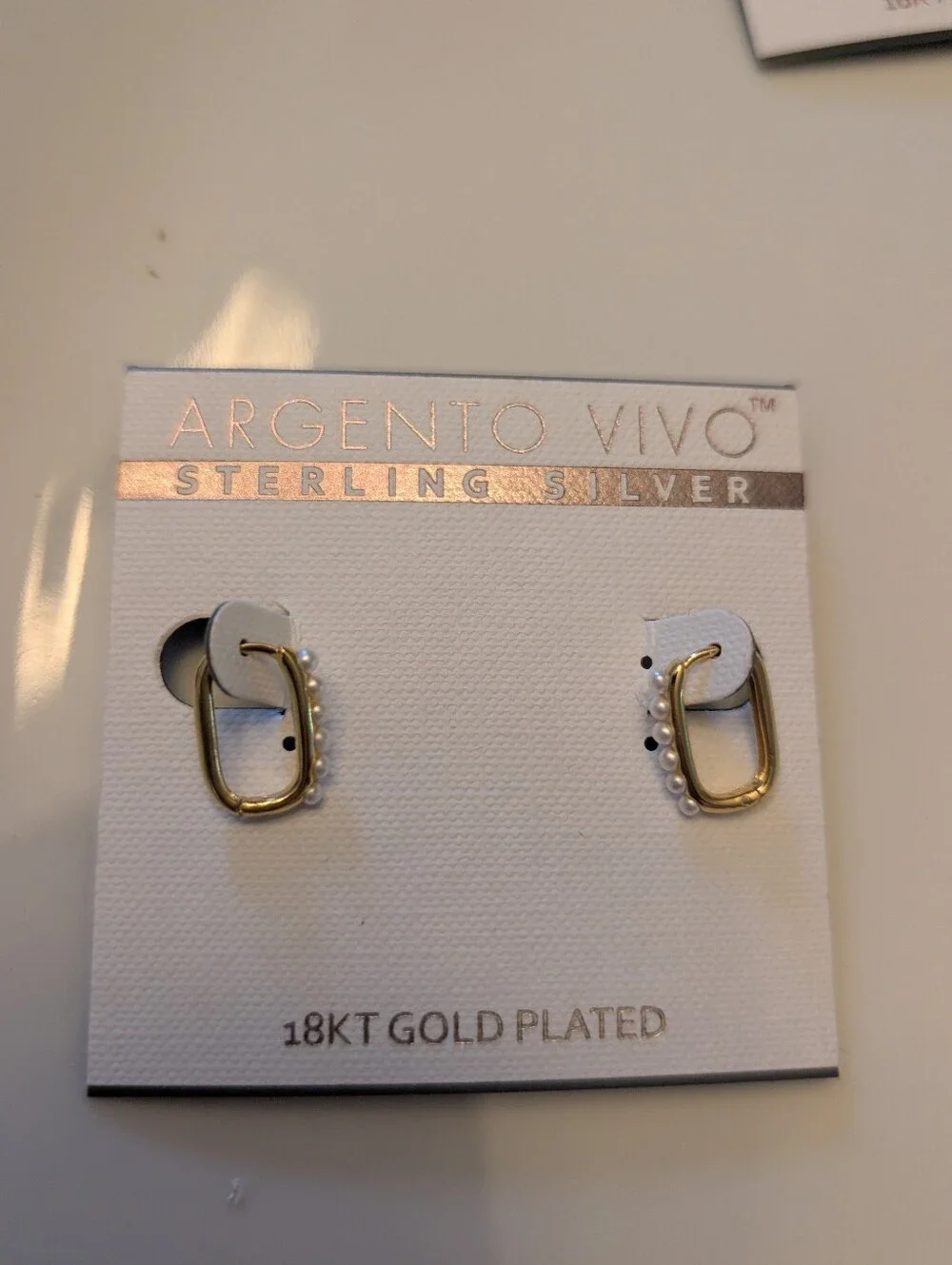 Argento Vivo Gold-Plated Hoop Earrings with White Pearls - Picture 5 of 5